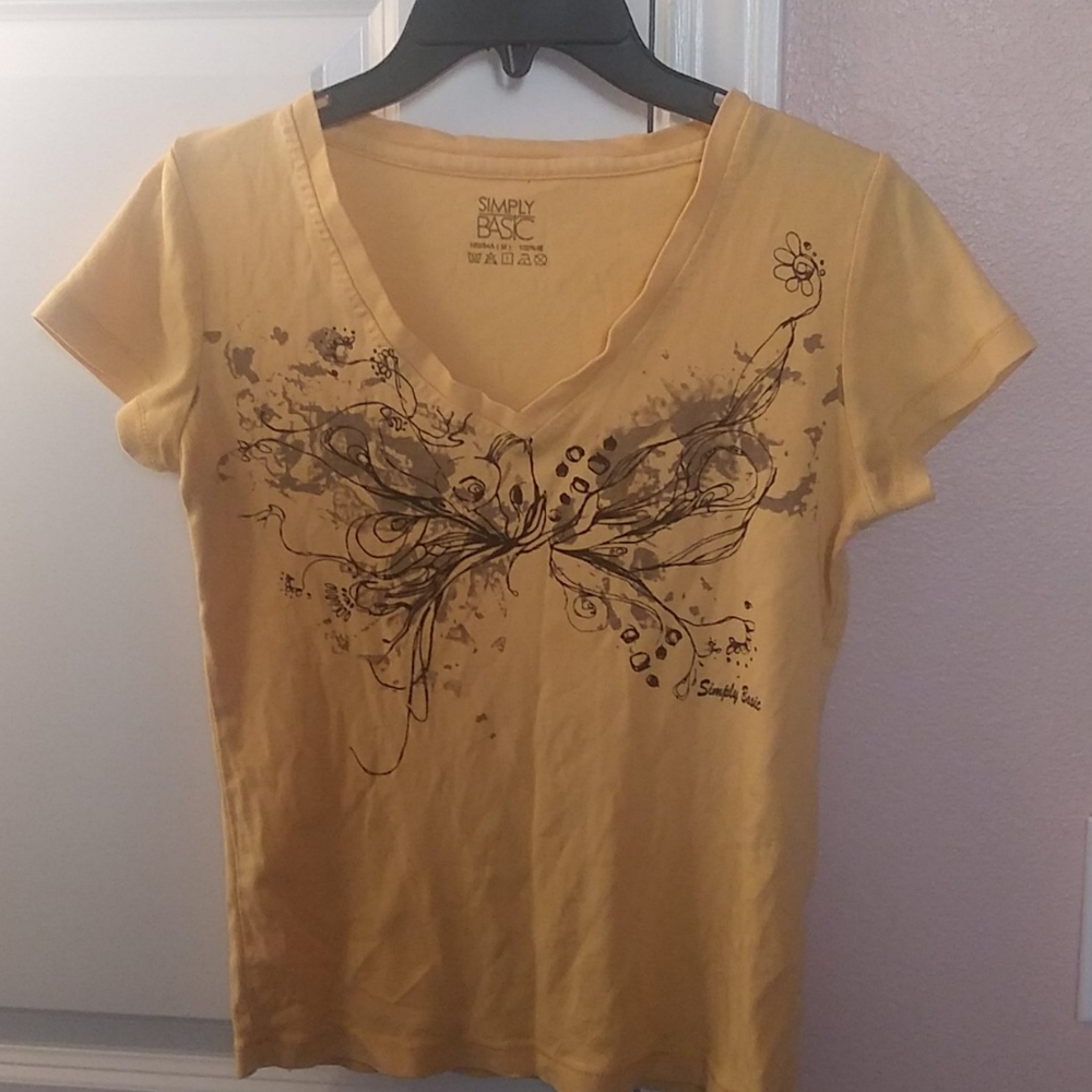 Women's yellow t-shirt